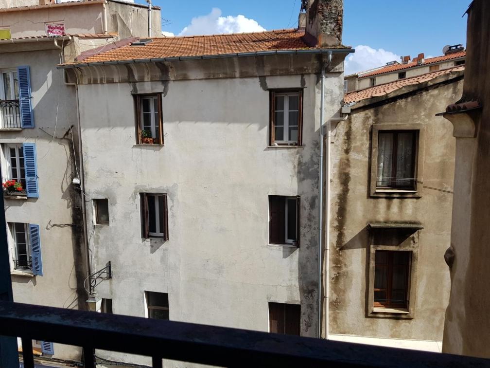 Vieille Ville D Ajaccio De 1 A 4 Pers A 300M Du Port Et A 15 Mn De Laeroport Proches De Plus Belles Plages Et Ttes Commodites A Proximite Exterior photo